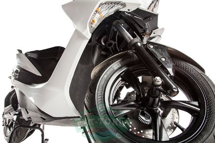 Электроскутер ELTRECO E-Max 72V 3000W Электроскутер ELTRECO E-Max 72V 3000W
