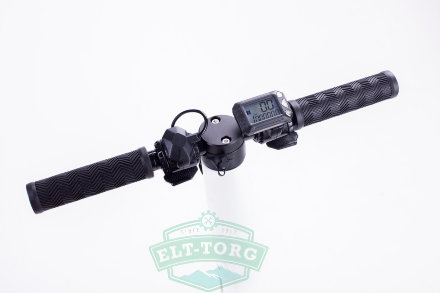 Электросамокат JACK HOT LIGHT 250w (10.4Ah) Белый/черный Электросамокат JACK HOT LIGHT 250w (10.4Ah) Белый/черный
