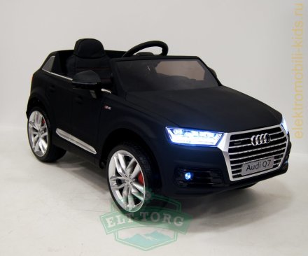 Электромобиль RiverToys AUDI Q7-QUATTRO-BLACK-MATT Электромобиль RiverToys AUDI Q7-QUATTRO-BLACK-MATT