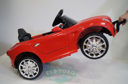 Электромобиль RiverToys Ferrari O222OO-RED-LEATHER Электромобиль RiverToys Ferrari O222OO-RED-LEATHER
