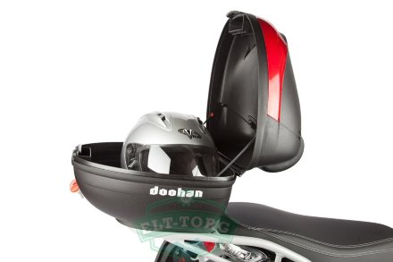 Электроскутер iTank Doohan EV3 Pro 2000W красный Электроскутер iTank Doohan EV3 Pro 2000W красный