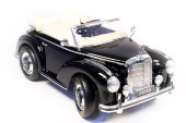 Детский электромобиль Barty MERCEDES-BENZ 300C 70 W Черный Детский электромобиль Barty MERCEDES-BENZ 300C 70 W Черный